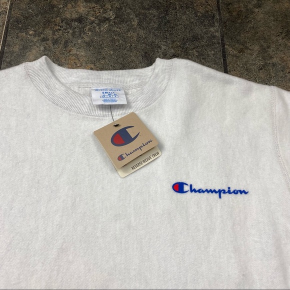 NEW! Men’s Champion Reverse Weave Crewneck Sweatshirt Size Small W/Tags - Picture 2 of 4